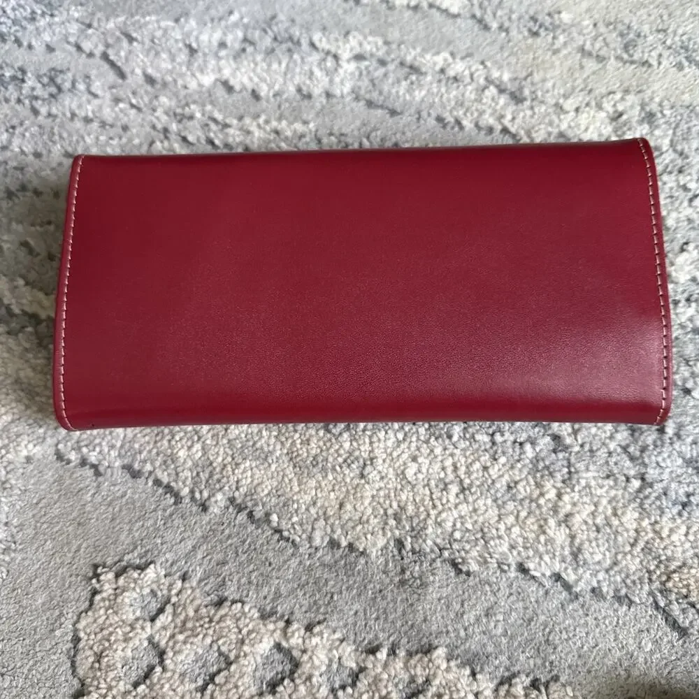 Prix De Dressage Leather Flap over Wallet Turnlock Red